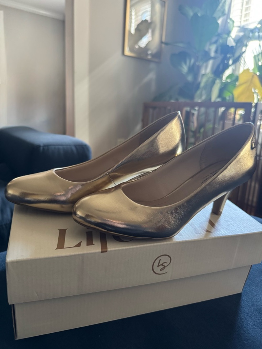 Metallic Gold Women's Mid Heel Pumps